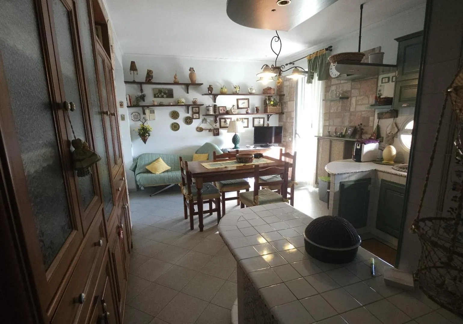 La Casa Di Sara By Holiday World Nunziata بيت للعطل